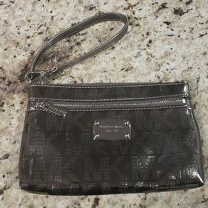 Michael Kors wristlet